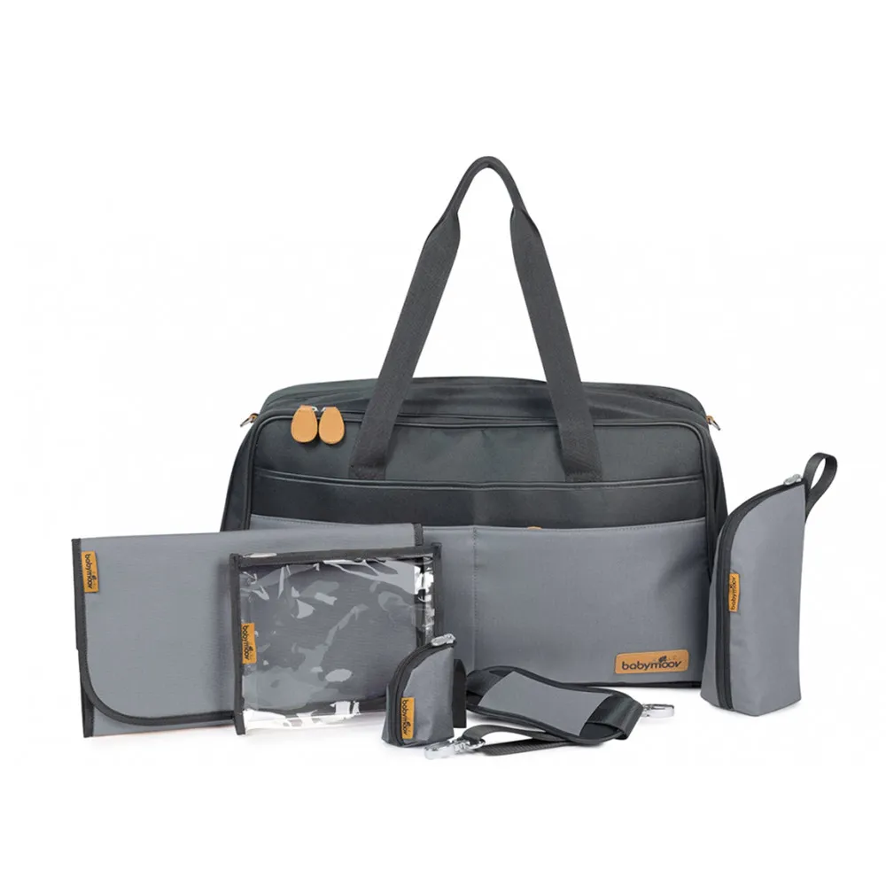 https://www.roshko.bg/media/catalog/product/cache/1/image/9df78eab33525d08d6e5fb8d27136e95/t/r/Babymoov чанта Traveller Black.webp