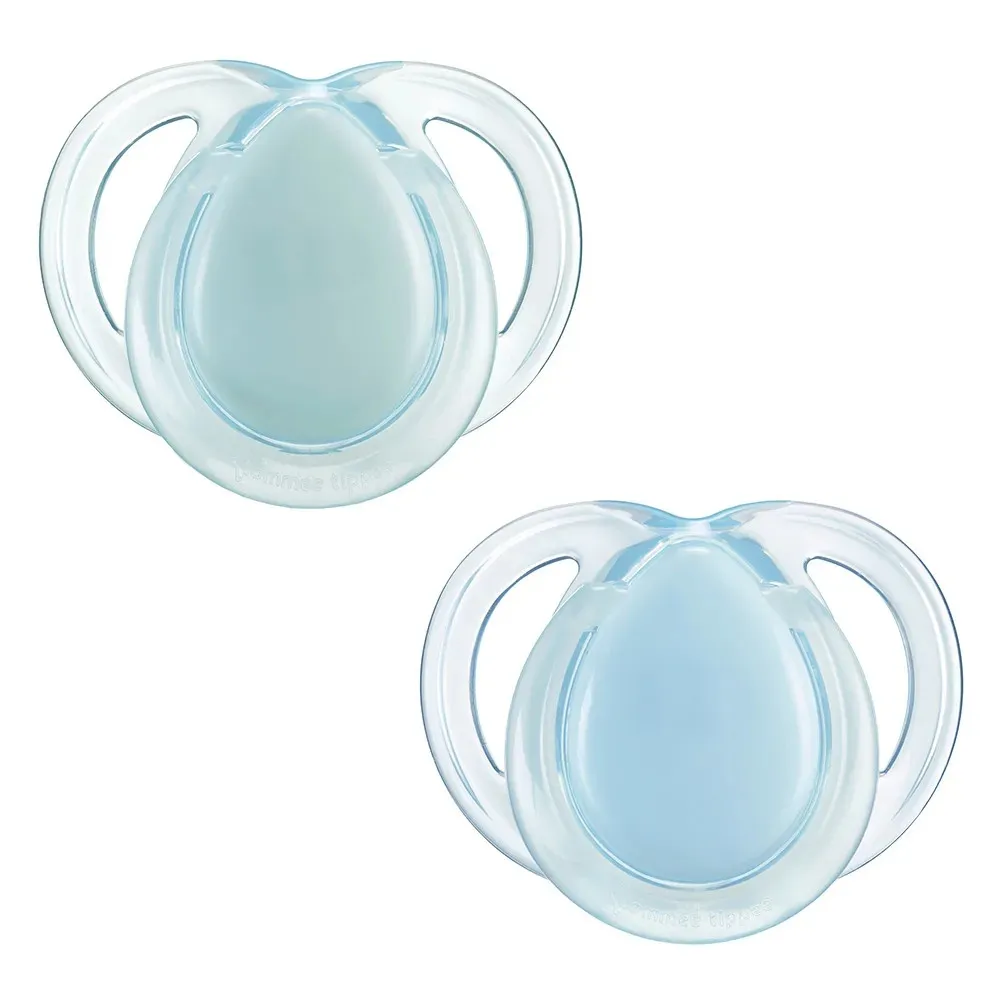 https://www.roshko.bg/media/catalog/product/cache/1/image/9df78eab33525d08d6e5fb8d27136e95/t/t/Tommee Tippee Ортодонтични залъгалки Night Time, 2 броя.webp