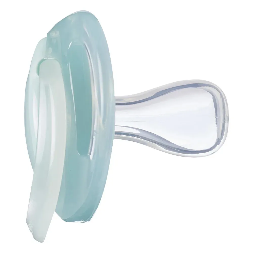 https://www.roshko.bg/media/catalog/product/cache/1/image/9df78eab33525d08d6e5fb8d27136e95/t/t/Tommee Tippee Ортодонтични залъгалки Night Time, 2 броя.webp