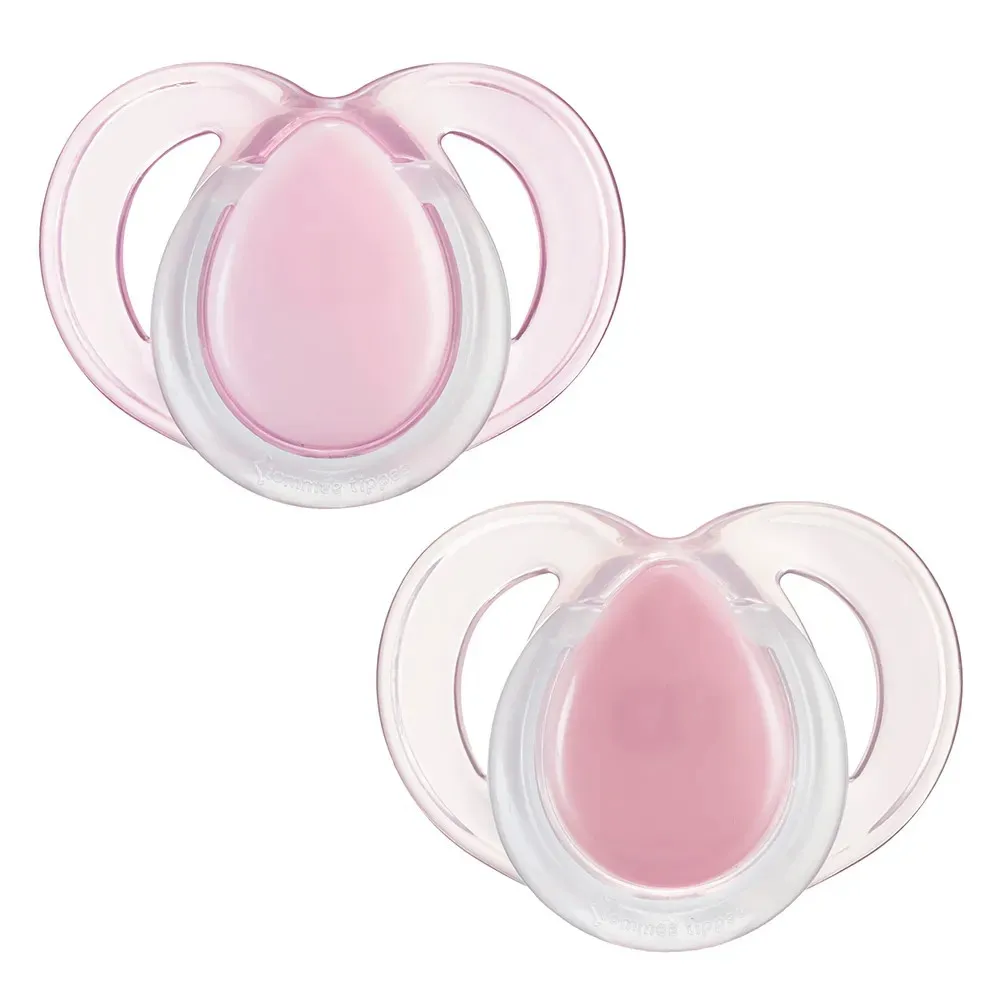 https://www.roshko.bg/media/catalog/product/cache/1/image/9df78eab33525d08d6e5fb8d27136e95/t/t/Tommee Tippee Ортодонтични залъгалки Night Time, 2 броя.webp