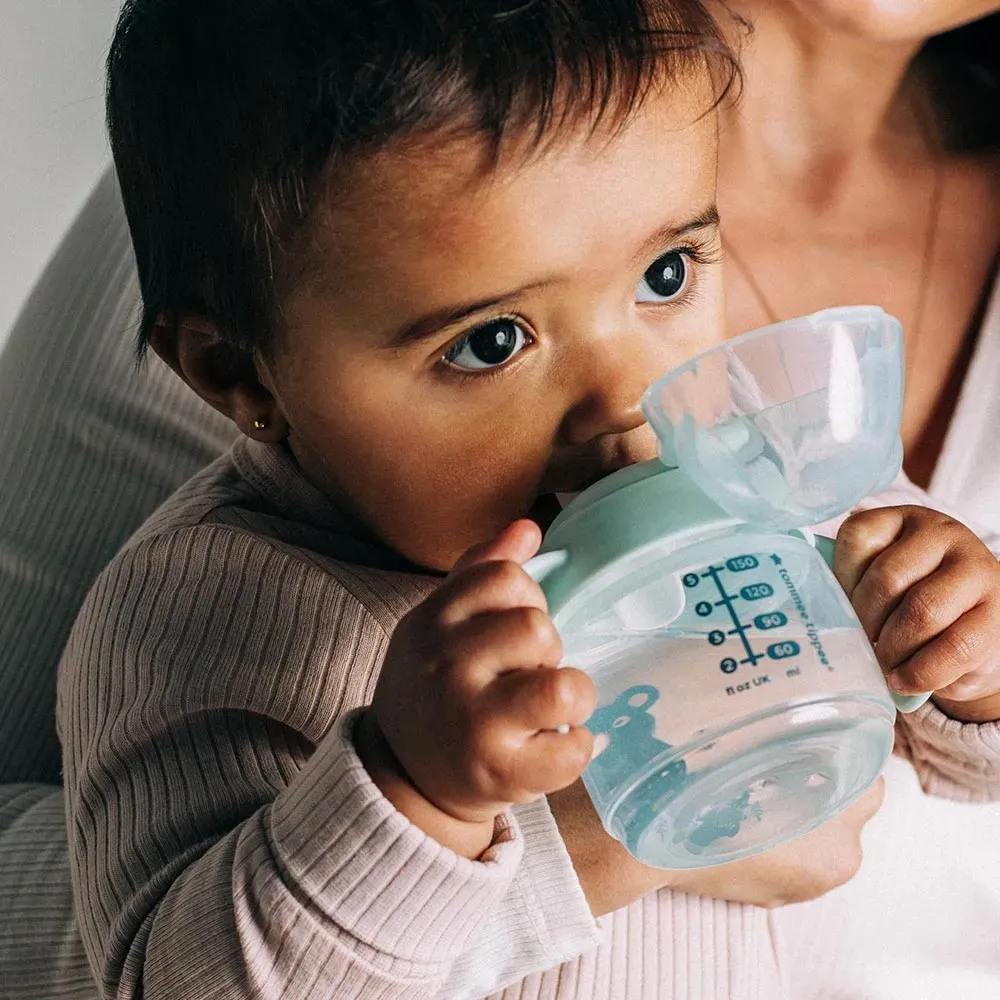 https://www.roshko.bg/media/catalog/product/cache/1/image/9df78eab33525d08d6e5fb8d27136e95/t/t/Tommee Tippee Неразливаща се чаша с мек накрайник и дръжки SoftSpout.webp