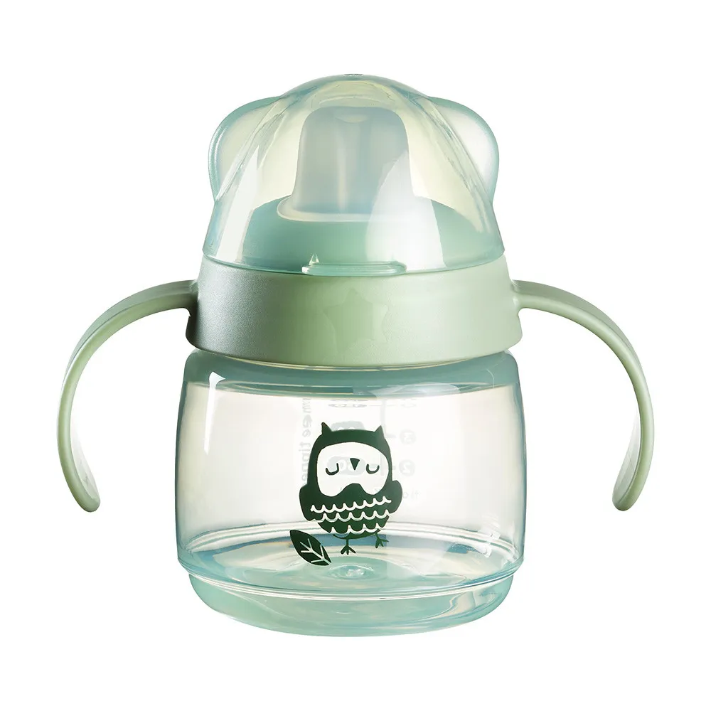 https://www.roshko.bg/media/catalog/product/cache/1/image/9df78eab33525d08d6e5fb8d27136e95/t/t/Tommee Tippee Неразливаща се чаша с мек накрайник и дръжки SoftSpout.webp