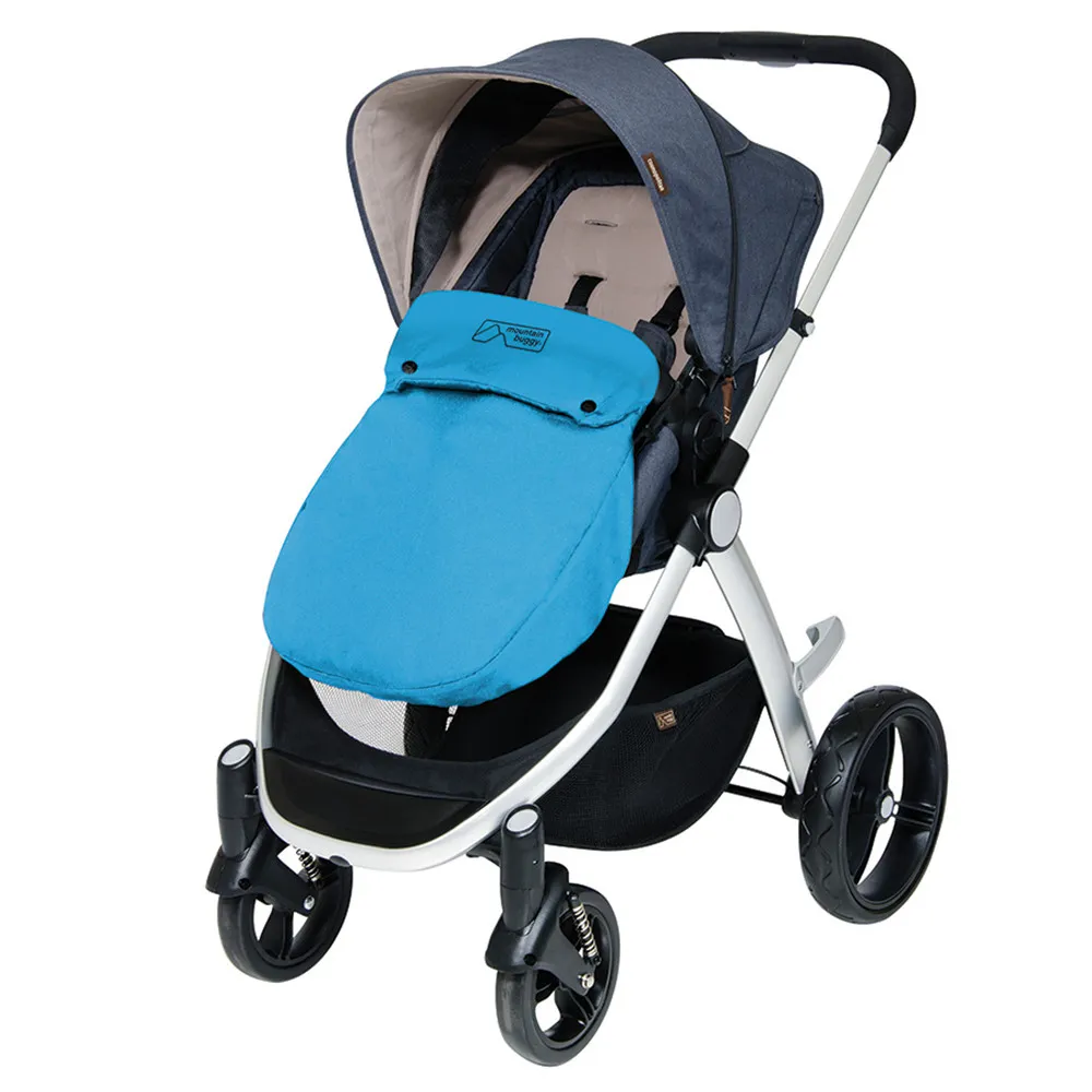 https://www.roshko.bg/media/catalog/product/cache/1/image/9df78eab33525d08d6e5fb8d27136e95/t/u/Mountain Buggy покривало за крачета за количка Cosmopolitan.webp