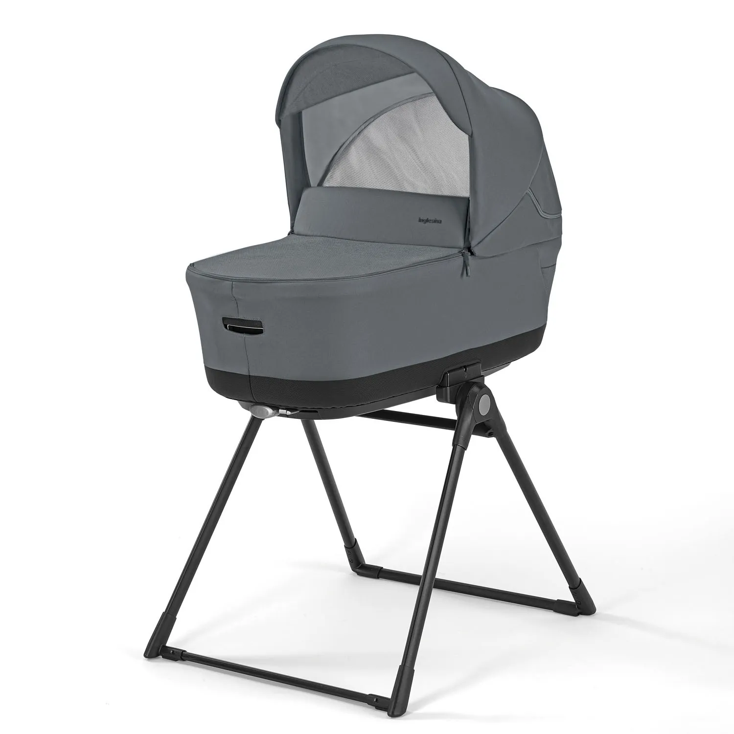 https://www.roshko.bg/media/catalog/product/cache/1/image/9df78eab33525d08d6e5fb8d27136e95/u/n/bebshka-kolichka-electa Union Grey 5.webp