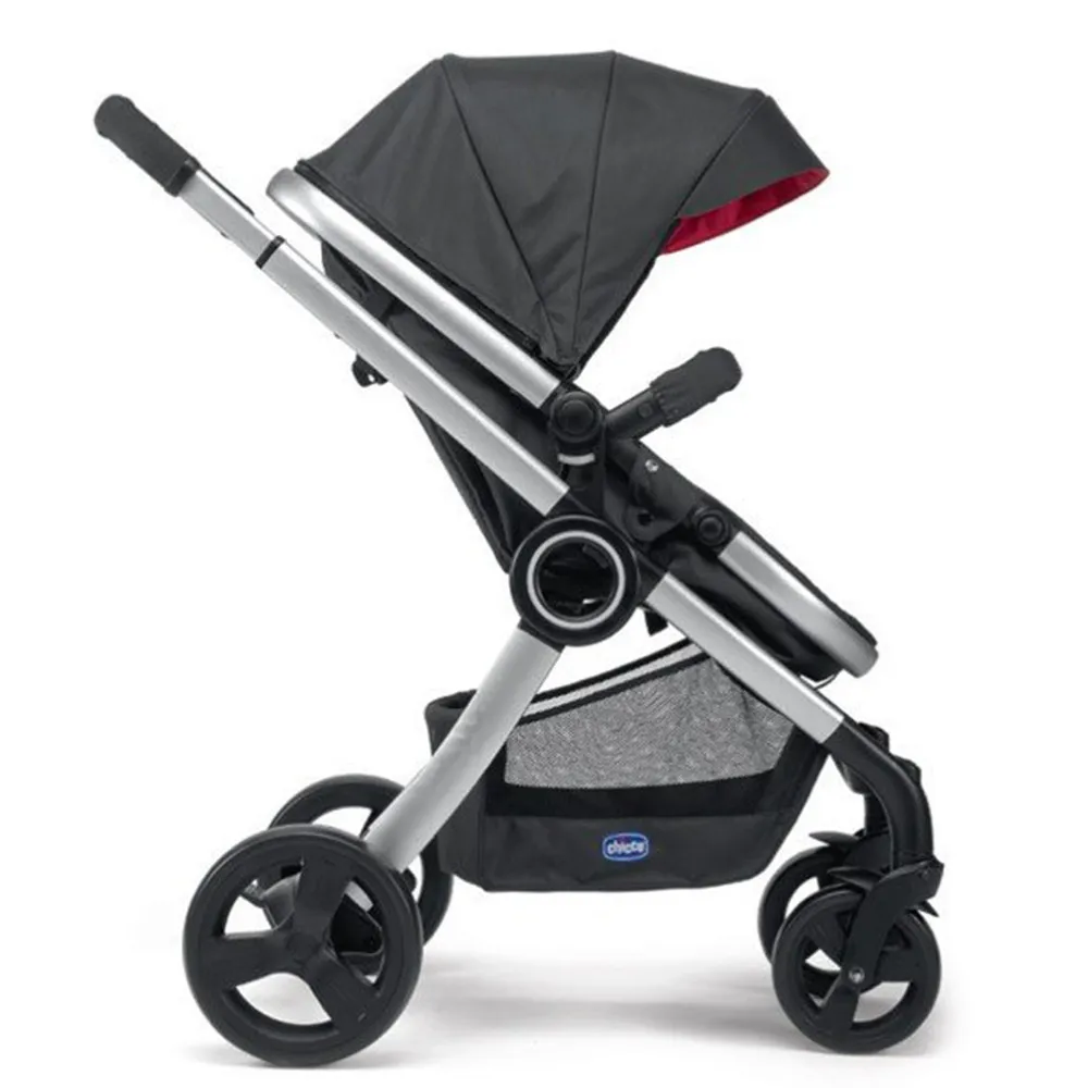 https://www.roshko.bg/media/catalog/product/cache/1/image/9df78eab33525d08d6e5fb8d27136e95/u/r/Chicco комбинирана количка Urban Silver frame.webp