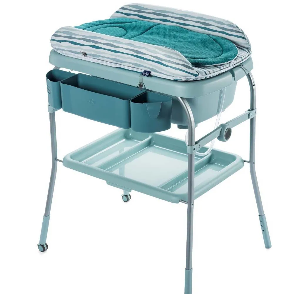 https://www.roshko.bg/media/catalog/product/cache/1/image/9df78eab33525d08d6e5fb8d27136e95/w/i/Chicco ваничка с маса за повиване Cuddle&Bubble wild 0.webp