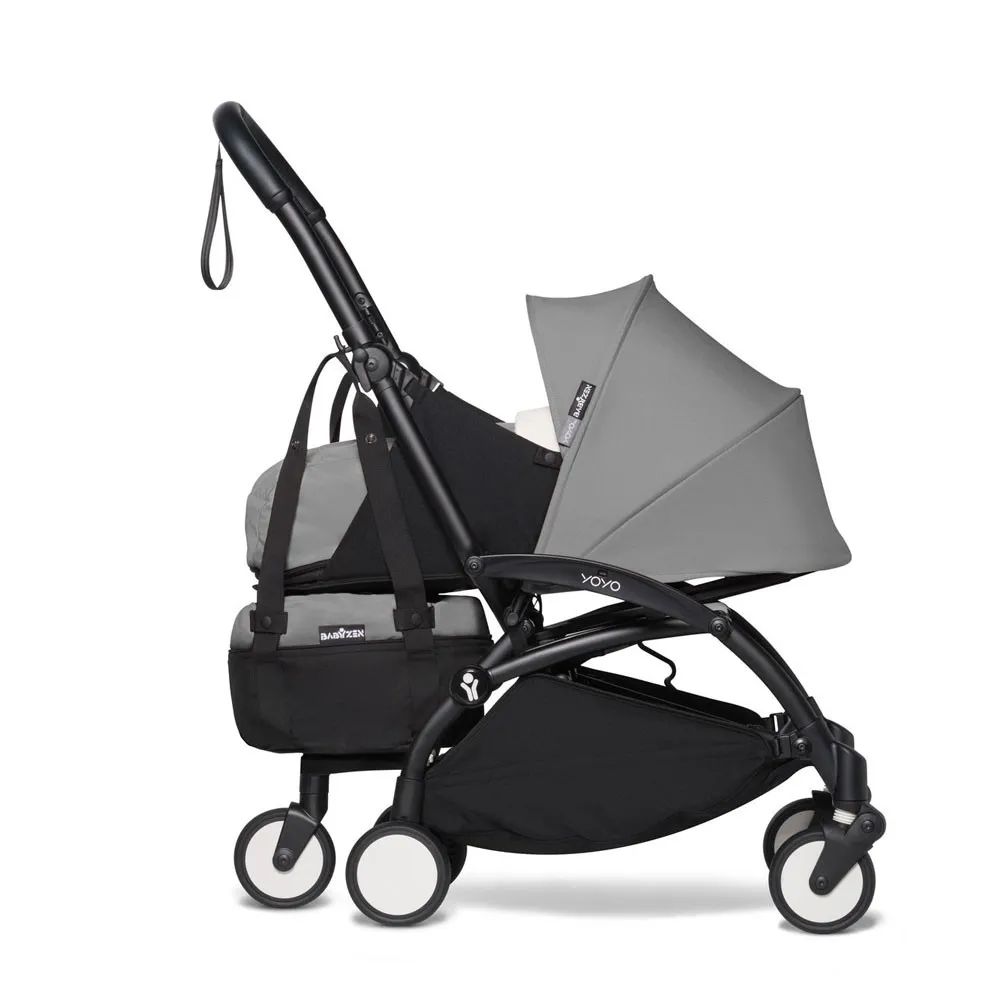 https://www.roshko.bg/media/catalog/product/cache/1/image/9df78eab33525d08d6e5fb8d27136e95/y/o/BABYZEN The Rolling Bag чанта за детска количка YOYO - Grey 2.webp