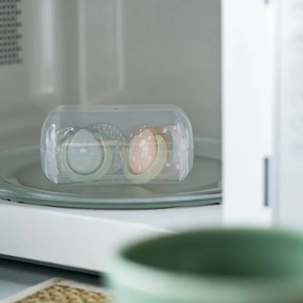 https://www.roshko.bg/media/catalog/product/cache/1/image/9df78eab33525d08d6e5fb8d27136e95/z/a/Tommee Tippee Ортодонтични залъгалки Night Time, 2 броя.webp