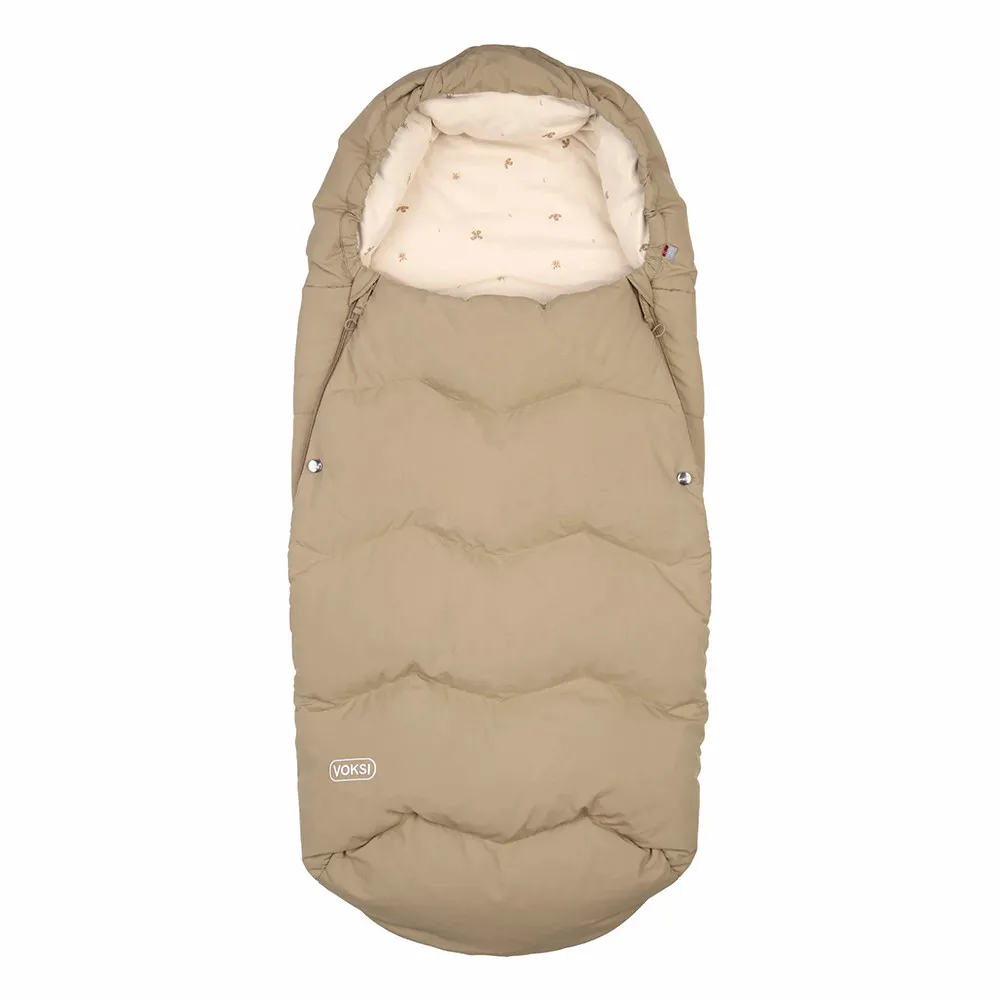 https://www.roshko.bg/media/catalog/product/cache/1/image/9df78eab33525d08d6e5fb8d27136e95/z/i/ чувалче за количка и столче за кола в едно Voksi® Explorer.webp