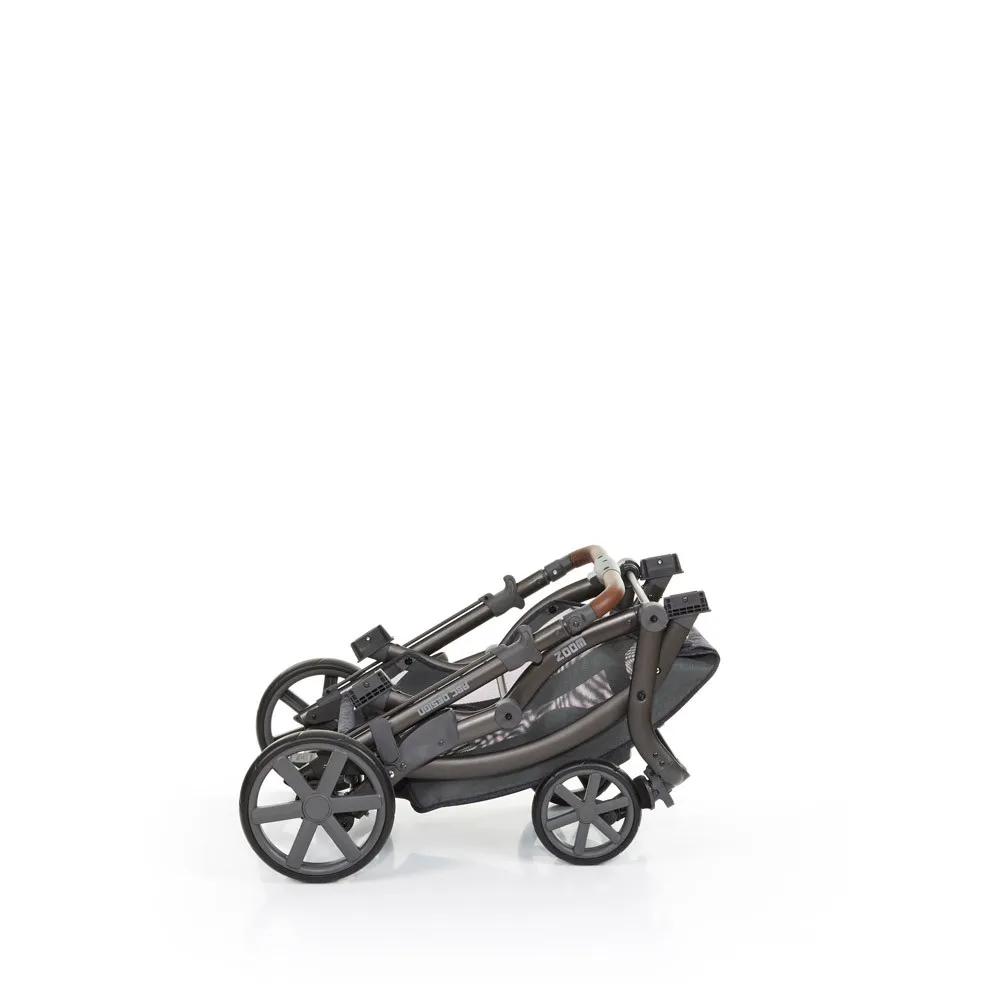 https://www.roshko.bg/media/catalog/product/cache/1/image/9df78eab33525d08d6e5fb8d27136e95/z/o/ABC Design количка за близнаци ZOOM track 2017.webp