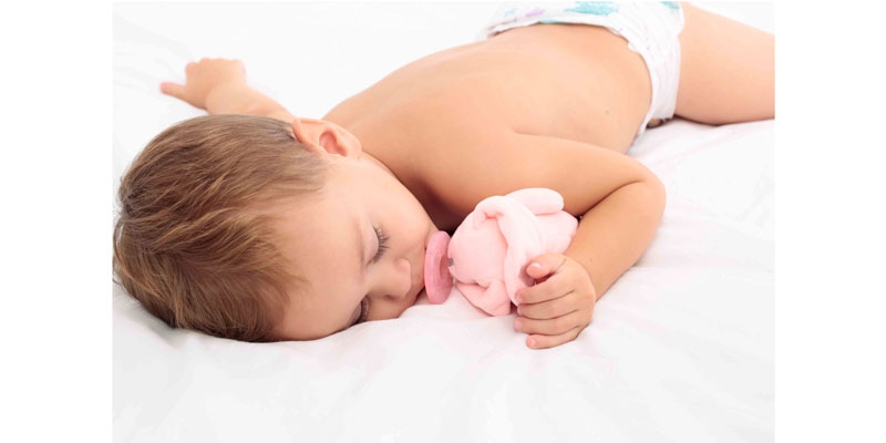 Minikoioi Sleep Buddy мека играчка със залъгалка